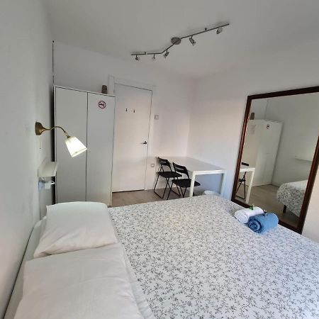 Alojamiento Can Buxeres L'Hospitalet de Llobregat Buitenkant foto