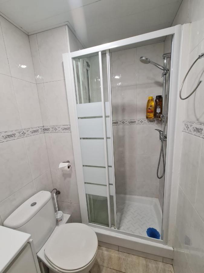 Alojamiento Can Buxeres L'Hospitalet de Llobregat Buitenkant foto
