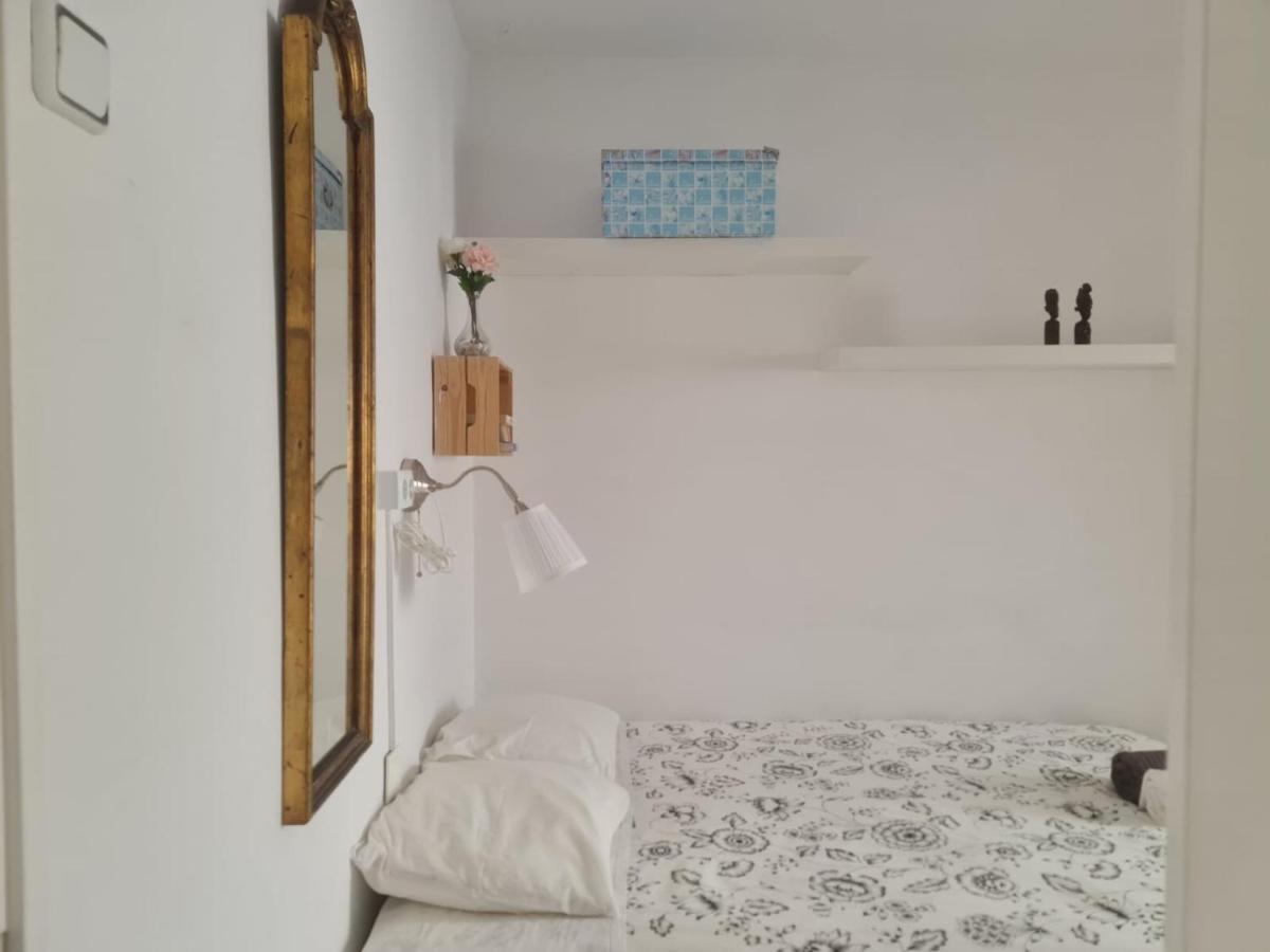 Alojamiento Can Buxeres L'Hospitalet de Llobregat Buitenkant foto